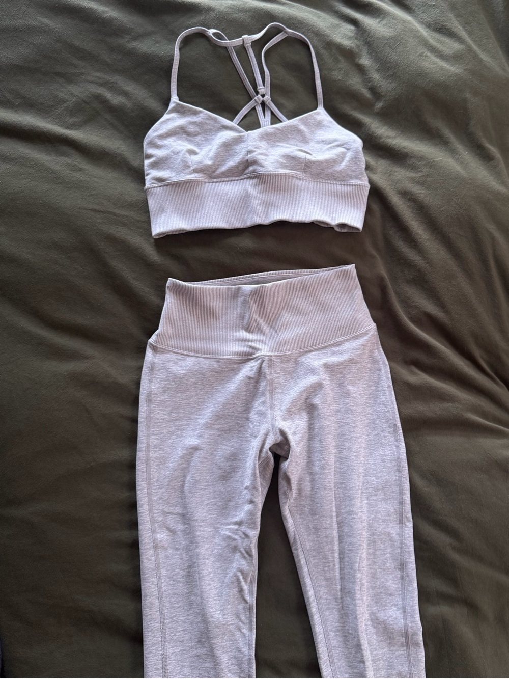 ALO Yoga Heather Gray Seamless Active Top and leggings set XS